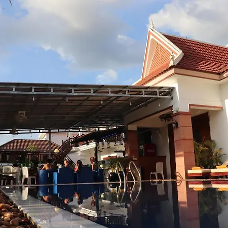 Aura Riverside Boutique Hotel