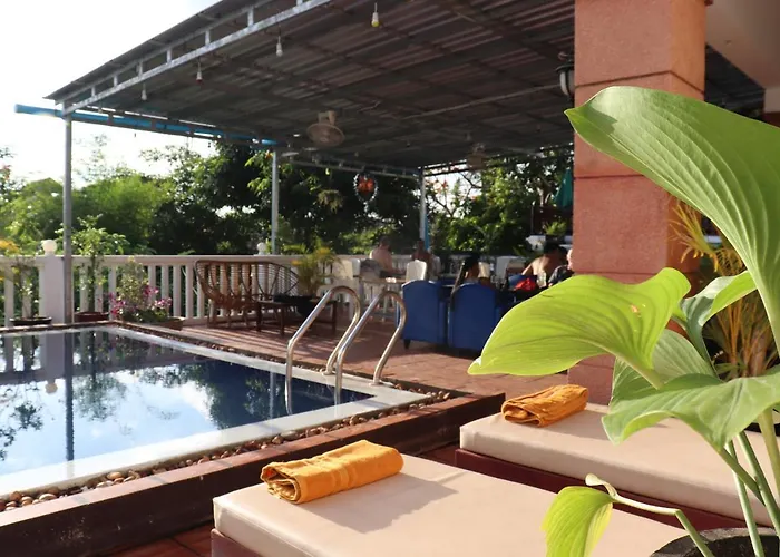 Aura Riverside Boutique Hotel 3*